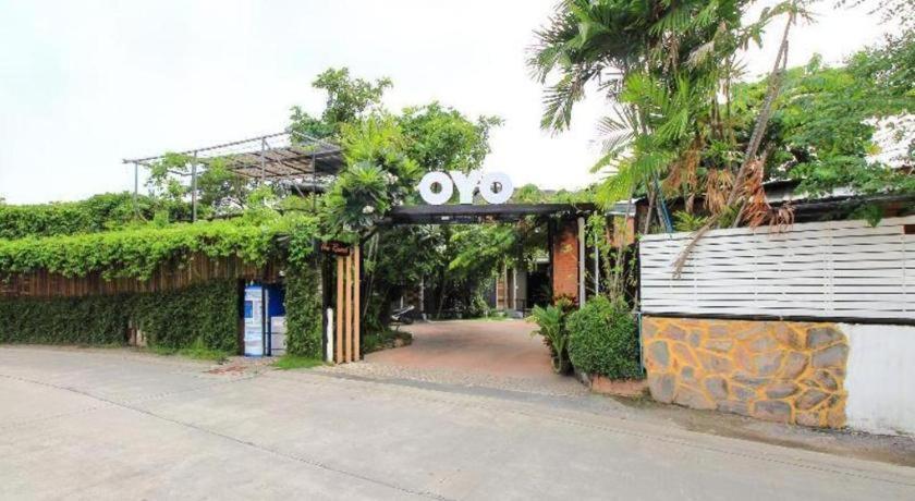 Khu nghỉ mát Oyo 271 The Romklao 2*